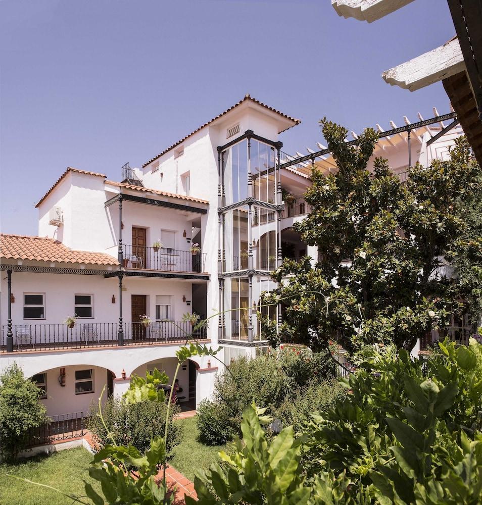 Hotel Varinia Serena - Balneario De Alange Exterior photo
